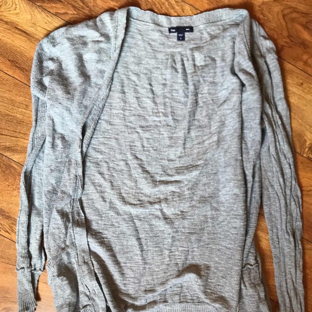 Grey gap cardigan. Size small. GUC.